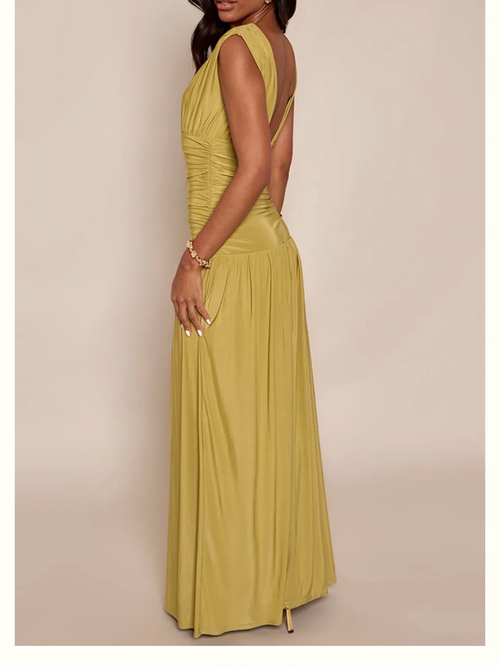 PrettyLittleThing Olive Green Ruched Maxi Dress